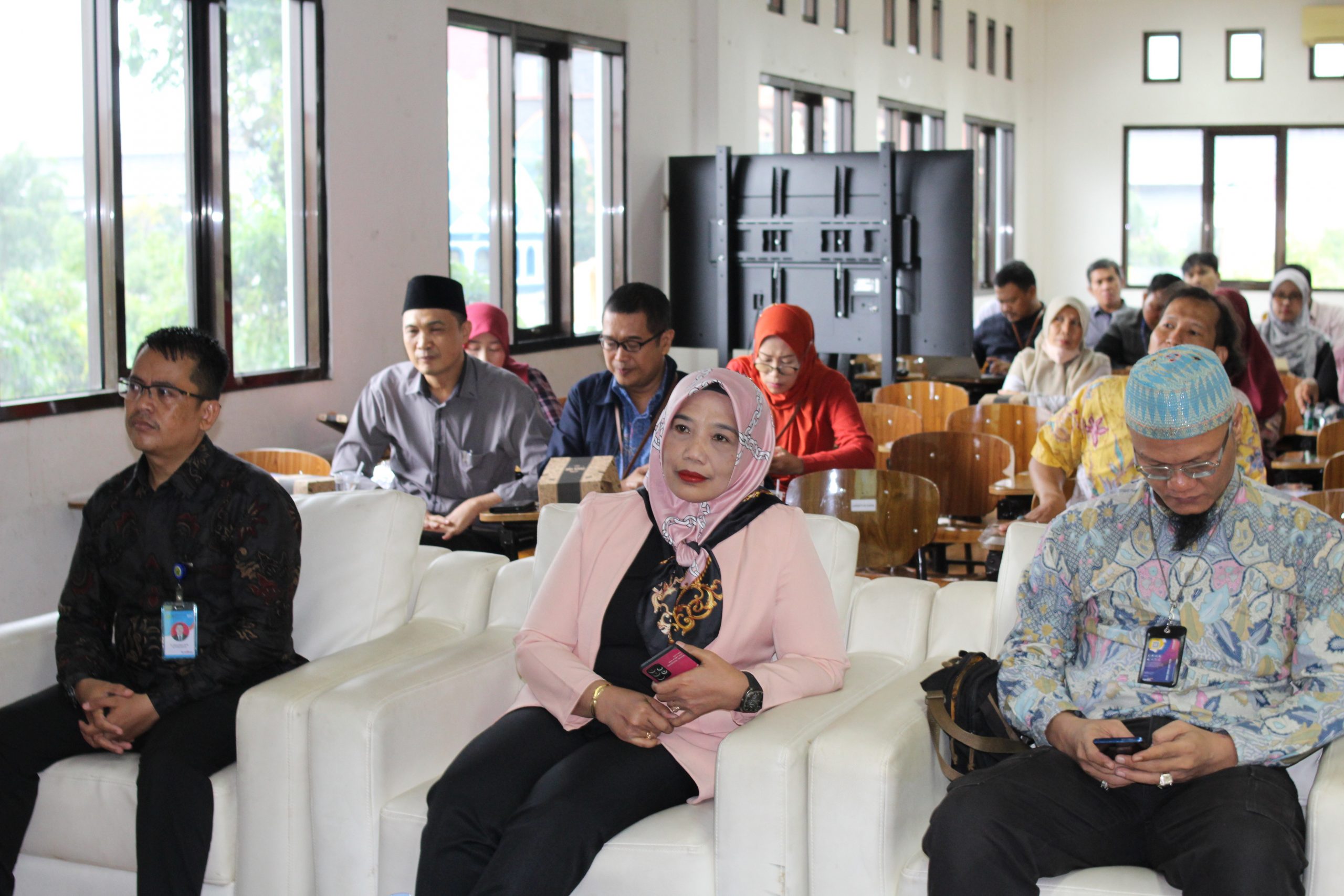 SERAH TERIMA TUGAS SATGAS PPKS KEPADA SATGAS PPKPT UNIVERSITAS ISLAM 45 PERIODE 2025-2027b (3) SERAH TERIMA TUGAS SATGAS PPKS KEPADA SATGAS PPKPT UNIVERSITAS ISLAM 45 PERIODE 2025-2027b (3)