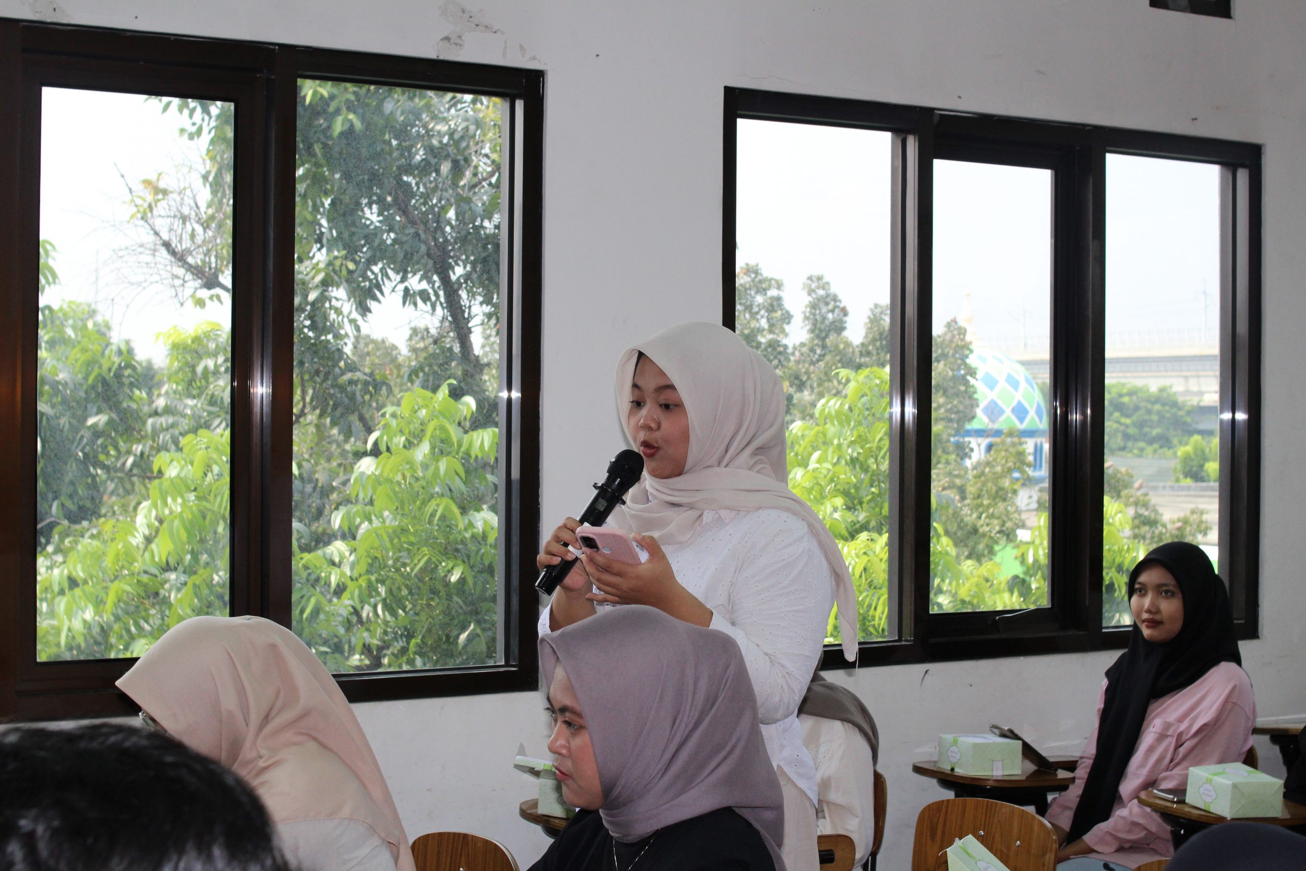 UNISMA Bekasi Gelar Seminar KWU 2025 Dorong Mahasiswa Kampus Bekasi Jadi Wirausahawan Digital (8) UNISMA Bekasi Gelar Seminar KWU 2025 Dorong Mahasiswa Kampus Bekasi Jadi Wirausahawan Digital (8)