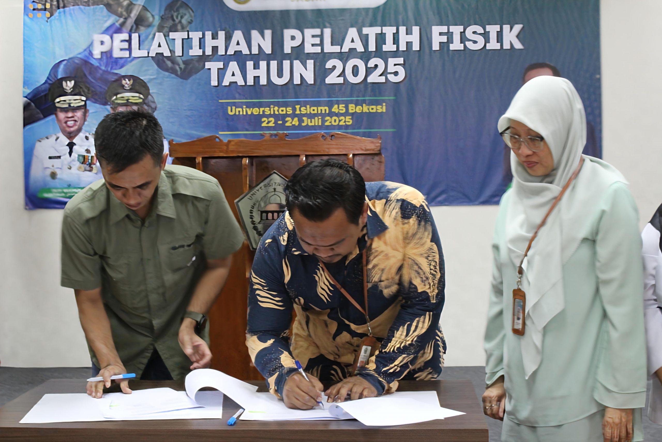 UNISMA Bekasi dan Dispora Jabar Resmi Buka Pelatihan Pelatih Fisik 2025 Tingkatkan Kompetensi di Kampus Bekasi (5) UNISMA Bekasi dan Dispora Jabar Resmi Buka Pelatihan Pelatih Fisik 2025 Tingkatkan Kompetensi di Kampus Bekasi (5)