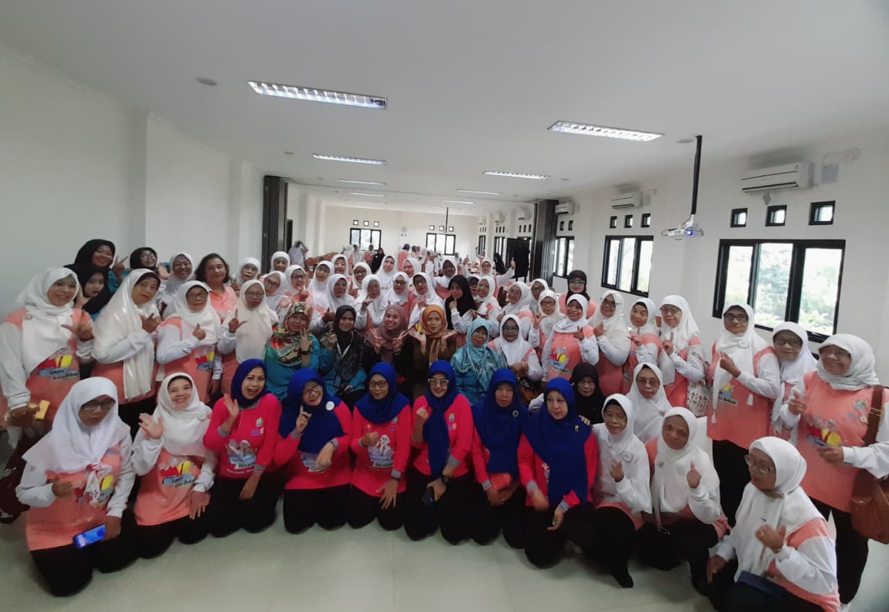 Sekolah Lansia BERSINAR Kota Bekasi bersama UPTD Pengendalian Penduduk Kec. Bekasi Selatan Gelar Edukasi Makanan Bergizi Kesehatan Lansia di kampus UNISMA Bekasi (2) Sekolah Lansia BERSINAR Kota Bekasi bersama UPTD Pengendalian Penduduk Kec. Bekasi Selatan Gelar Edukasi Makanan Bergizi Kesehatan Lansia di kampus UNISMA Bekasi (2)