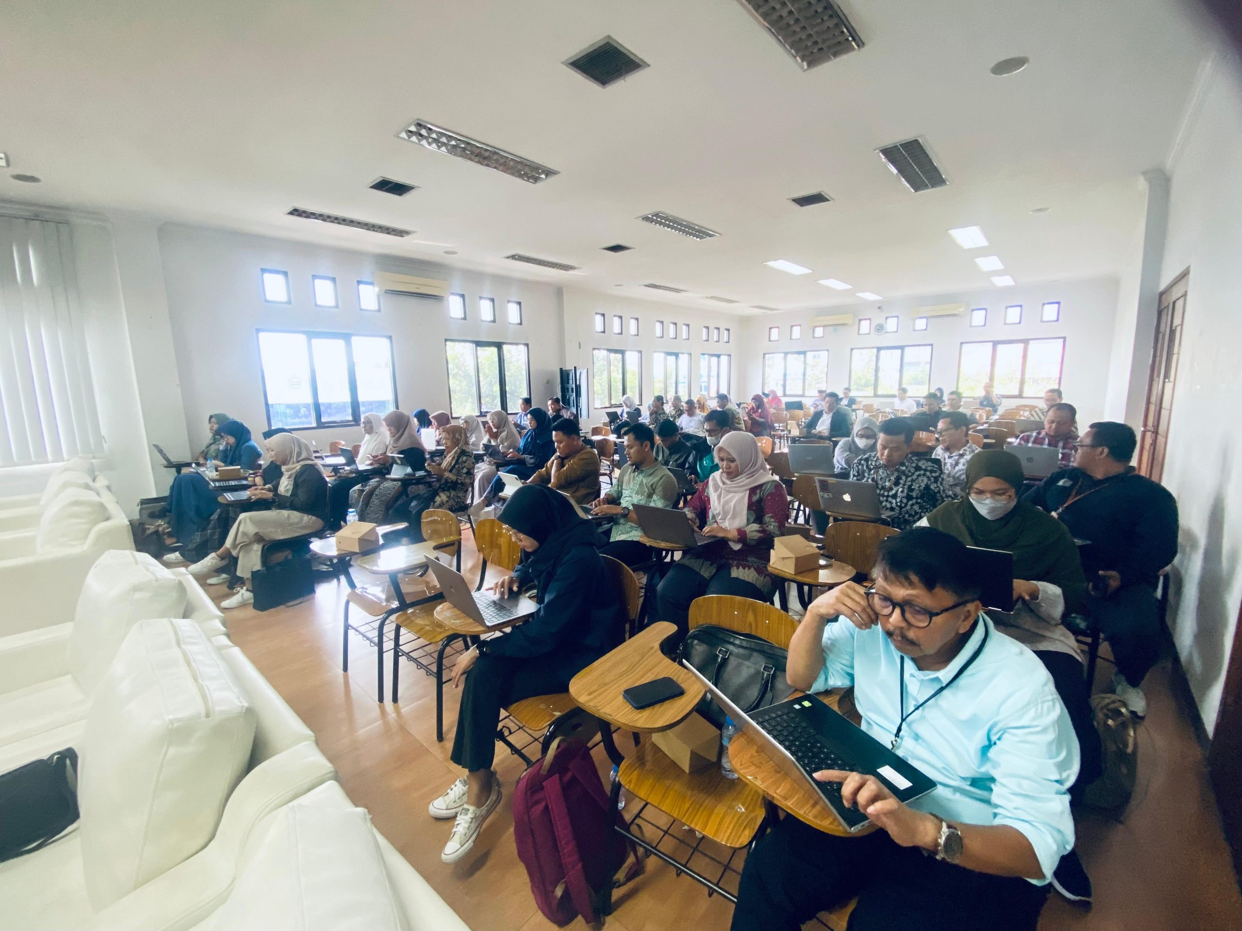 UNISMA BekasiUM.ID Bersama Majlis Dikti Litbang PP Muhammadiyah Gelar Workshop Penyusunan Renstra dan Kurikulum OBE Sesuai Permen 39 Tahun 2025 (14)ffeee UNISMA BekasiUM.ID Bersama Majlis Dikti Litbang PP Muhammadiyah Gelar Workshop Penyusunan Renstra dan Kurikulum OBE Sesuai Permen 39 Tahun 2025 (14)ffeee