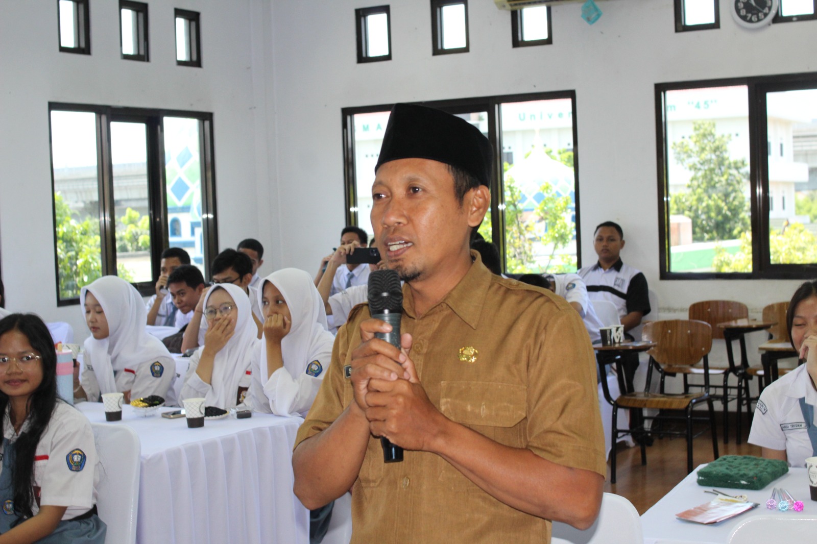 Bekasi Innovation Week 2025 Hadirkan Pelatihan Teknologi Tepat Guna dan Hak Kekayaan Intelektual di UNISMA BekasiUM (11) Bekasi Innovation Week 2025 Hadirkan Pelatihan Teknologi Tepat Guna dan Hak Kekayaan Intelektual di UNISMA BekasiUM (11)