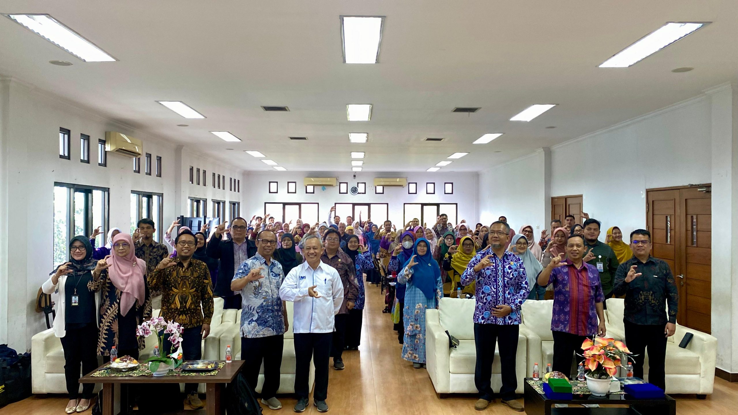 UNISMA Universitas Islam 45 bekasi UMID Universitsa Muhammadiyah Indonesia Mengobati Luka Batin MGK SMK Kota Bekasin6 (2) UNISMA Universitas Islam 45 bekasi UMID Universitsa Muhammadiyah Indonesia Mengobati Luka Batin MGK SMK Kota Bekasin6 (2)